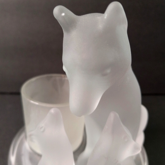 PartyLite Frosted Glass Wolf Mom And Pups Candle Holder - Picture 10 of 10